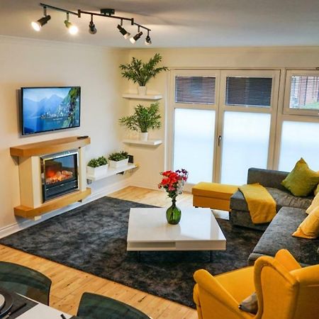 Hydro Apartment With Free Car Park Glasgow Ngoại thất bức ảnh
